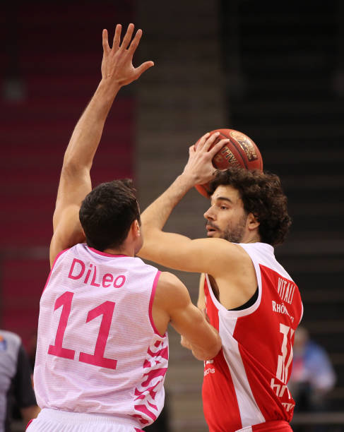 手很难通过 手很难通过